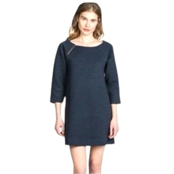 Lilla P Dresses & Skirts - Lilla P Dress Women Medium Navy Blue Quilted Zipper Boat Neck Shift Mini NWT